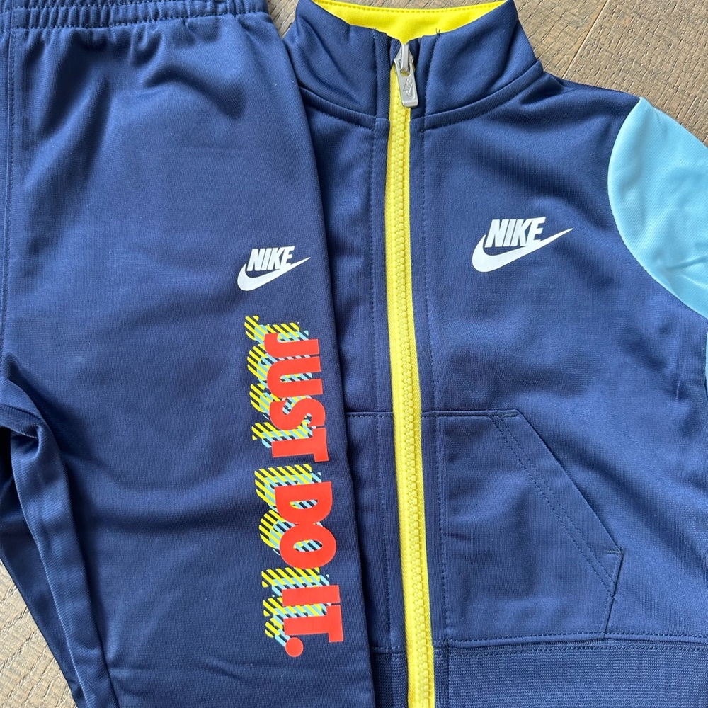 Nike Baby Boy Outfit - Picture 2 of 3